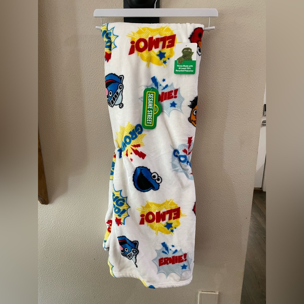 Sesame Street oversize plush throw - incredibly soft!  Brand new 60”x70”LAST ONE
